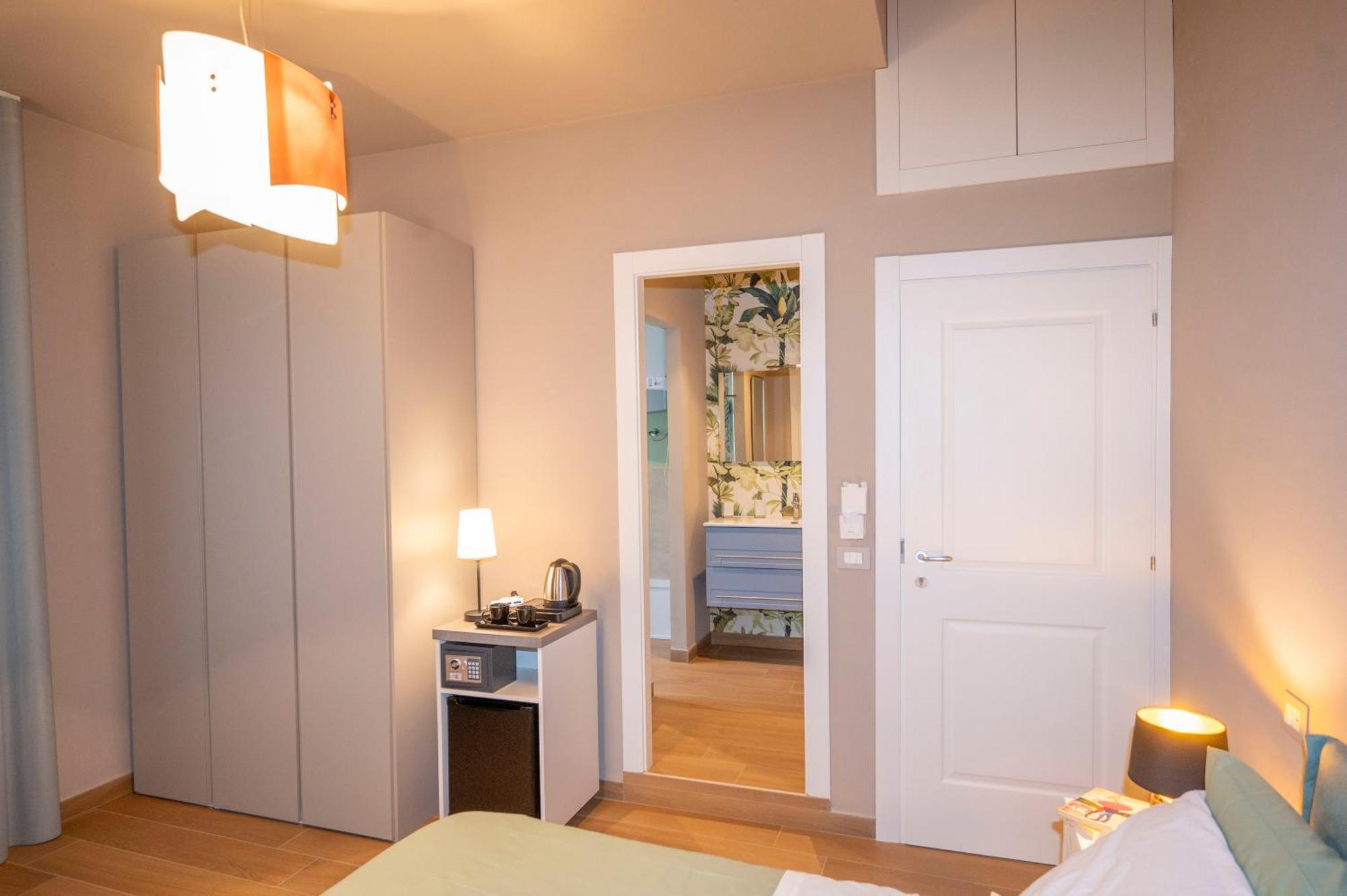 Residence Gardenia 11 Месина Екстериор снимка